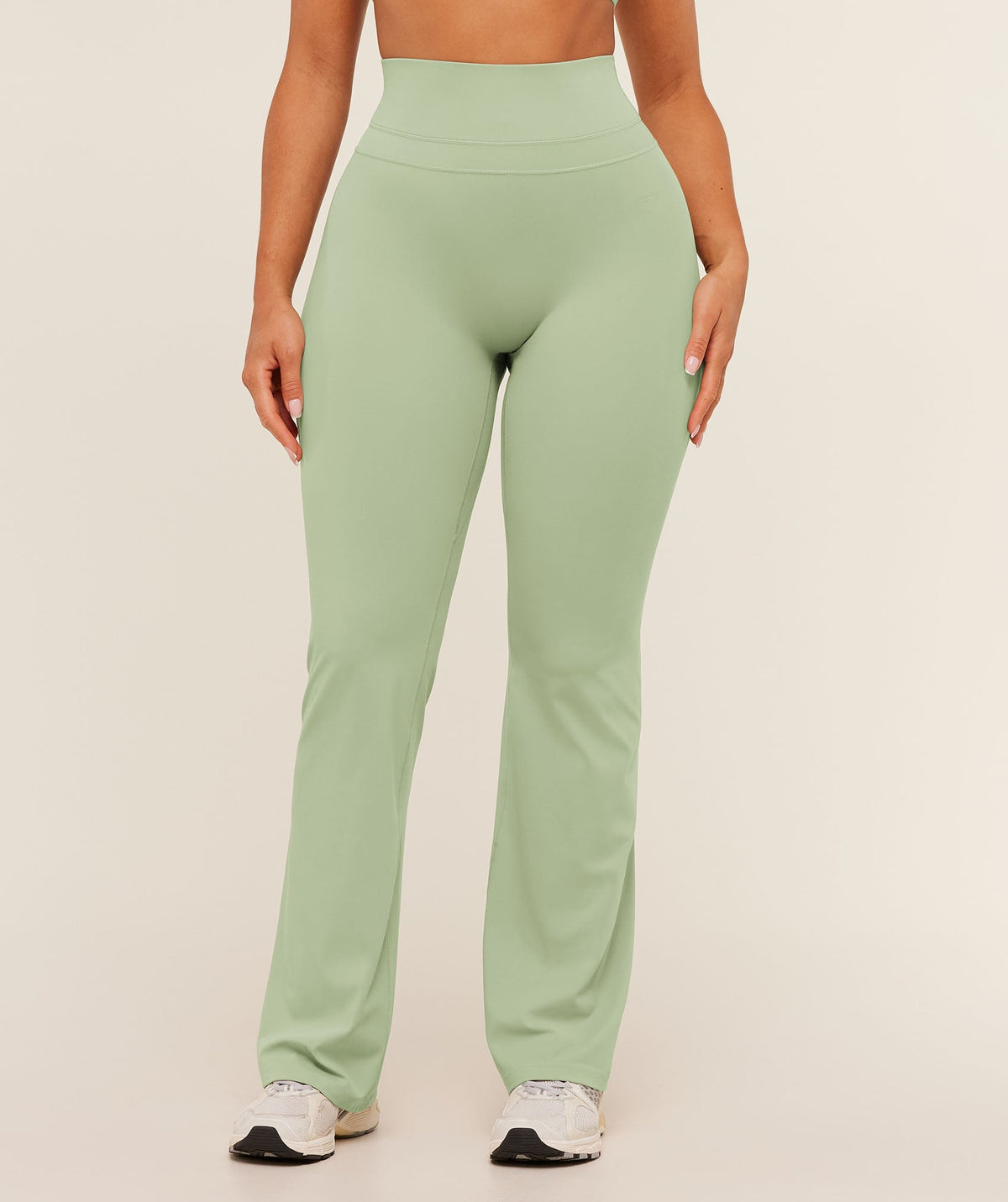 Gymshark Whitney Regular Flared Legging - Haze Green
