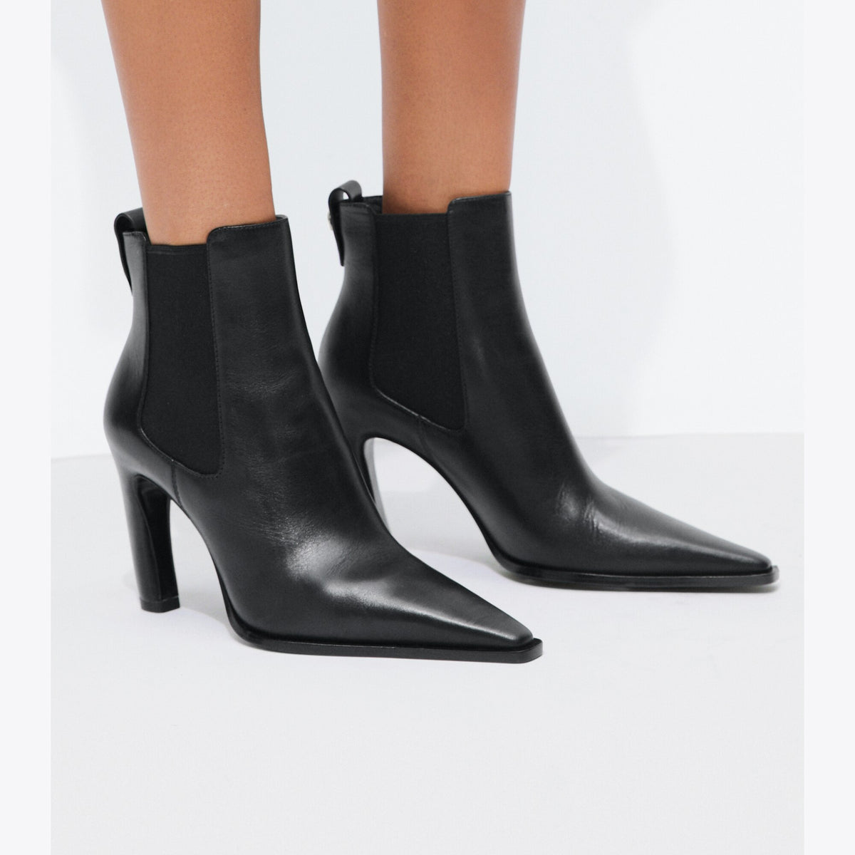 Tory Burch Romy Chelsea Heeled Boot - Perfect Black - 2