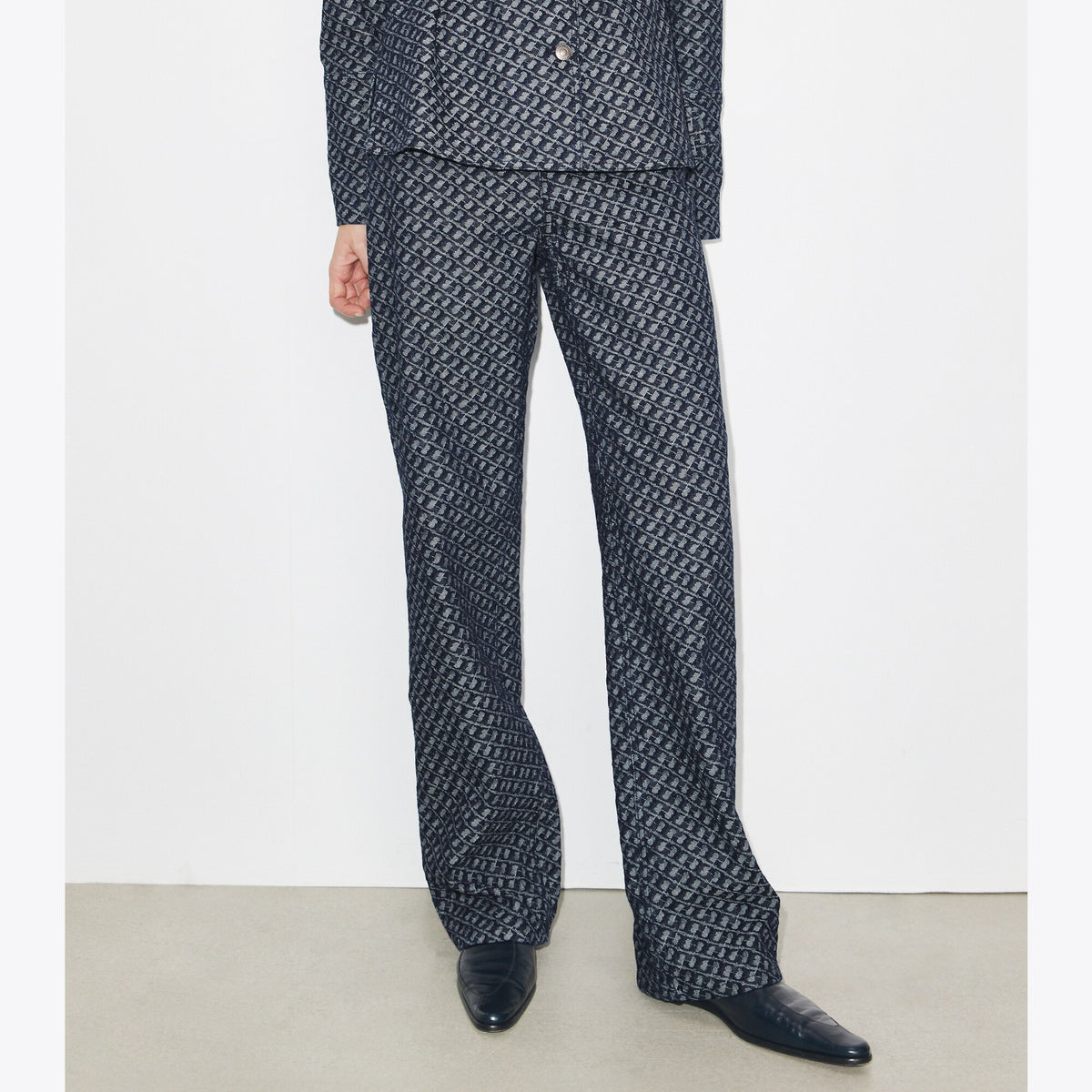Tory Burch Straight-Leg Jean - T Link Stone Wash - 5