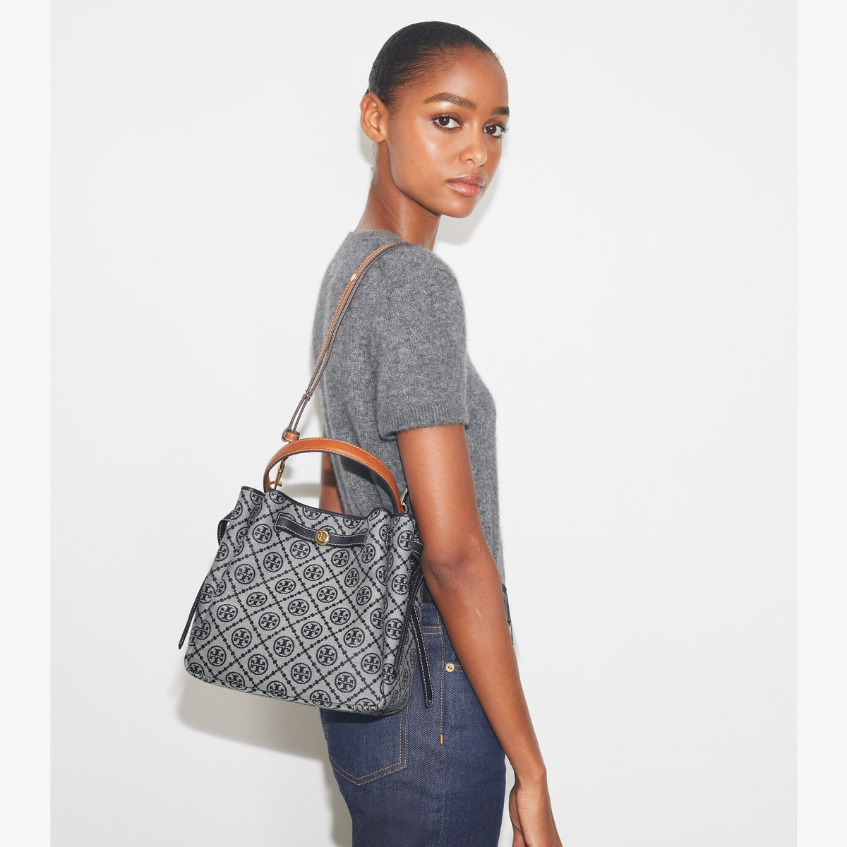 Tory Burch T Monogram Romy Bucket Bag - Tory Navy - 2